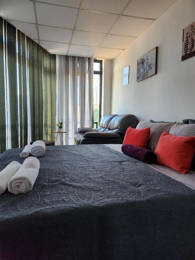 Hotel City Rooms Prishtina Пристина Екстериор снимка